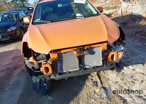 2014 Subaru Xv Crosstrek 2.0I Premium z USA, uszkodzony, nr VIN JF2GPACCXE8253780